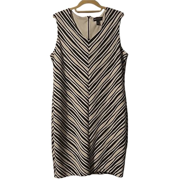 DANA BUCHMAN Sleeveless Dress size XL - Picture 2 of 9